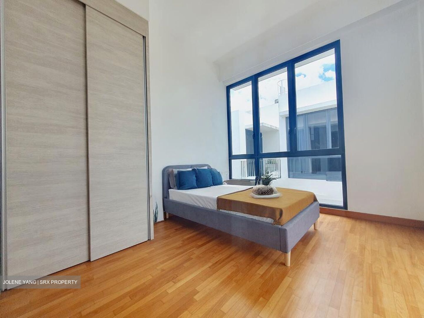 Alana (D28), Terrace #566135111